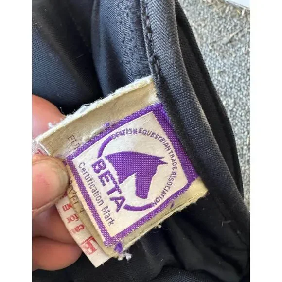 Older Point Two Combination Air Vest Size Small. - Picture 4 of 5